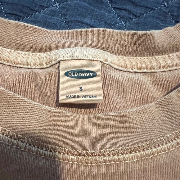 Women’s Old Navy Short Sleeve Tee | Size Small Relaxed Fit - Picture 2 of 2